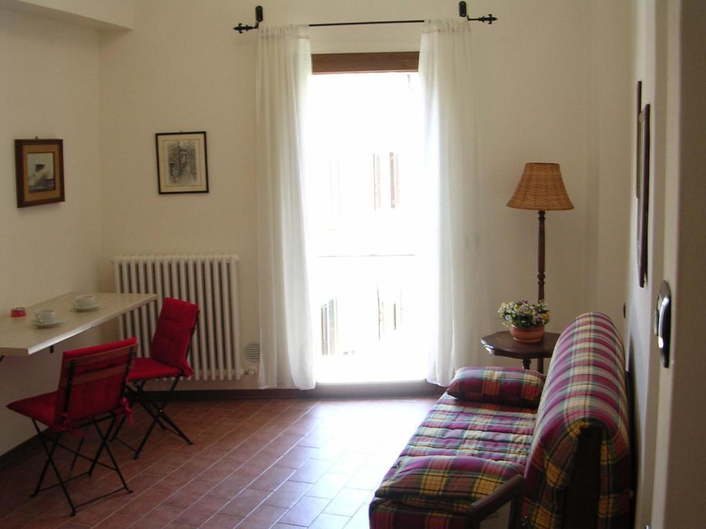 Casa Vacanze Del Pescatore 特拉西梅诺湖畔帕西尼亚诺 外观 照片